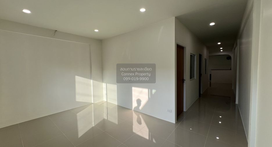 For sale 2 bedrooms townhouse in Bang Khae, Bangkok