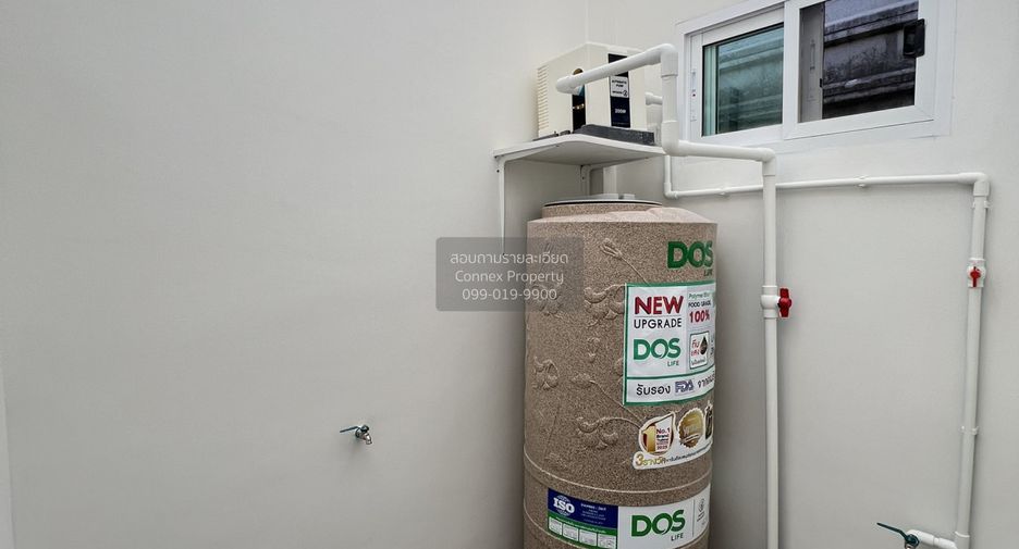 For sale 2 bedrooms townhouse in Bang Khae, Bangkok