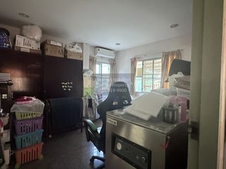 For sale 4 bedrooms house in Bang Na, Bangkok