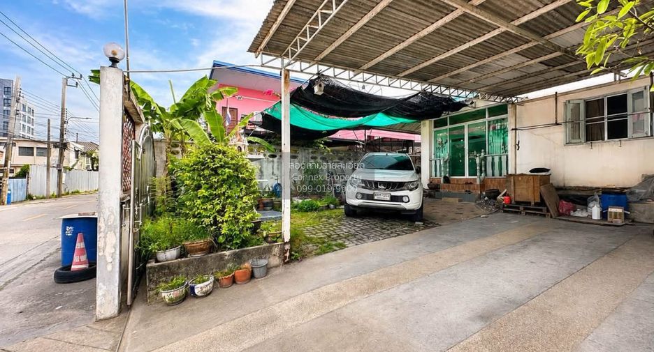 À vendre 4 chambres maison à Bang Na, Bangkok