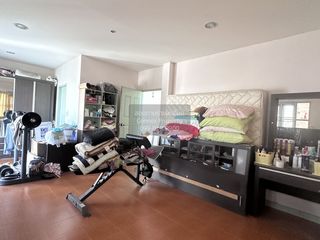 For sale 4 bedrooms house in Bang Na, Bangkok