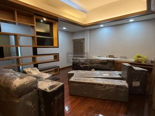 出售 4 卧室 独立屋 在 Mueang Pathum Thani, Pathum Thani