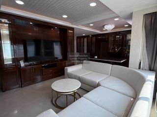 出售 4 卧室 独立屋 在 Mueang Pathum Thani, Pathum Thani
