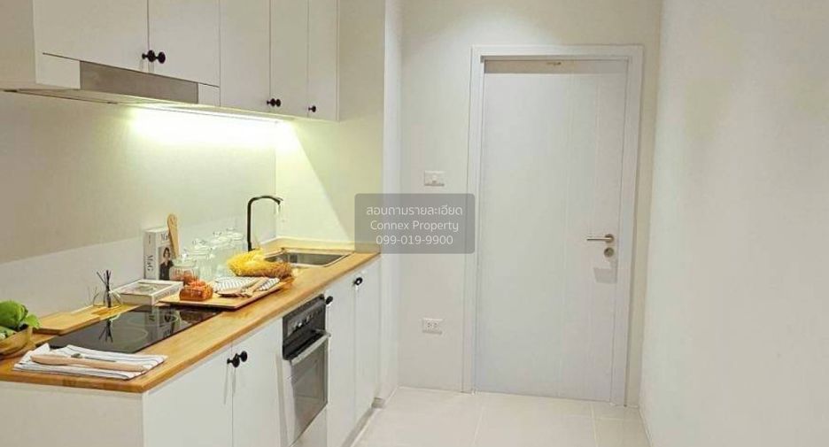For sale 3 bedrooms townhouse in Lat Krabang, Bangkok