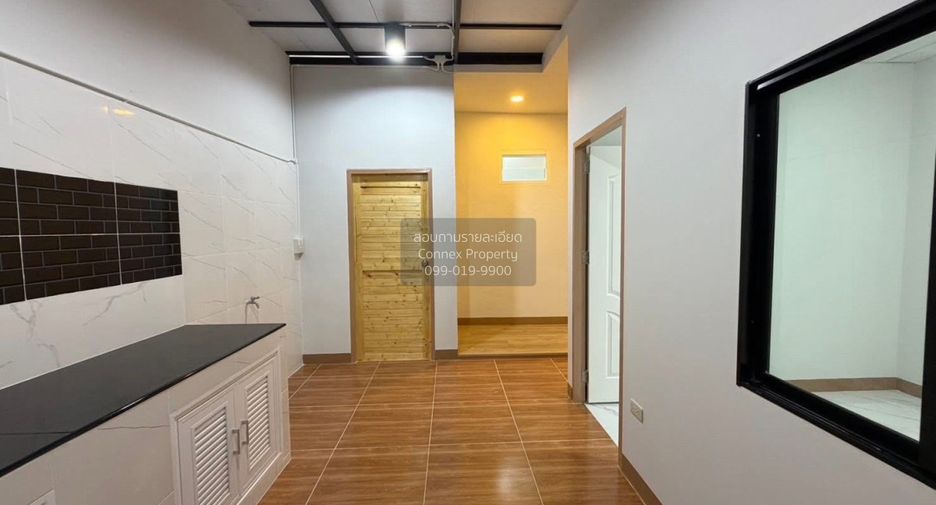 For sale 3 bedrooms townhouse in Nong Khaem, Bangkok