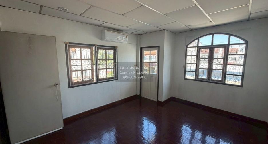 For sale 3 bedrooms townhouse in Bang Bua Thong, Nonthaburi