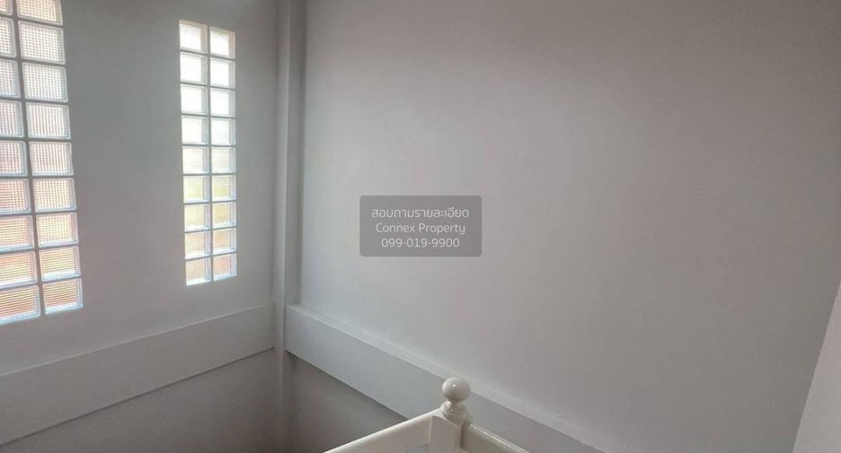 For sale 4 bedrooms house in Lam Luk Ka, Pathum Thani