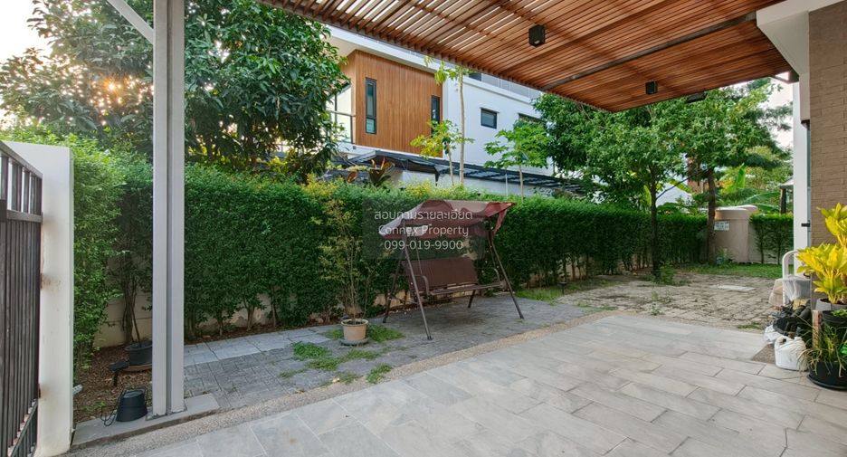 For sale 4 bedrooms house in Bang Kapi, Bangkok