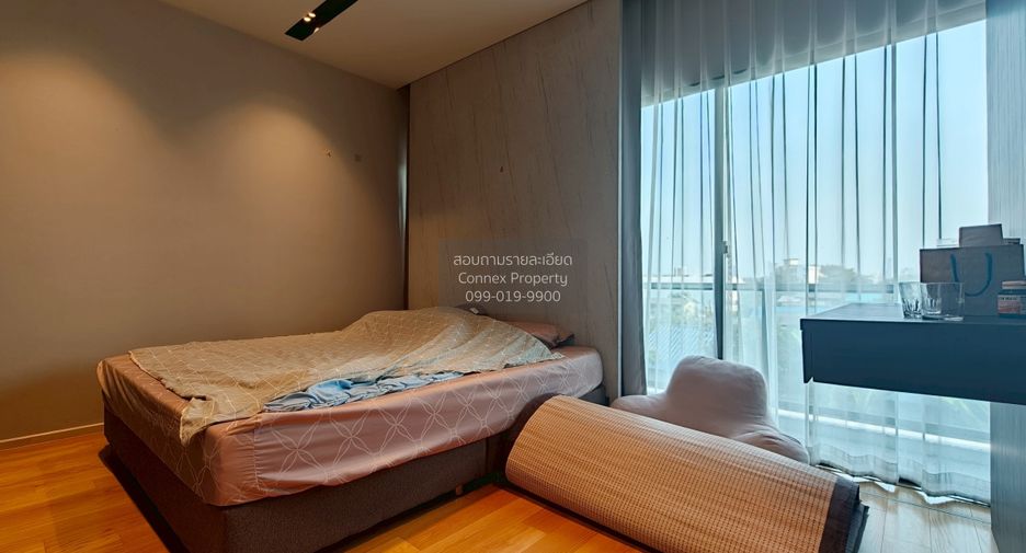 For sale 4 bedrooms house in Bang Kapi, Bangkok