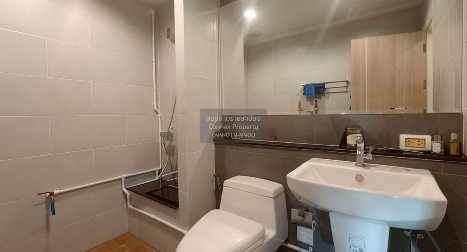For sale 4 bedrooms house in Bang Kapi, Bangkok