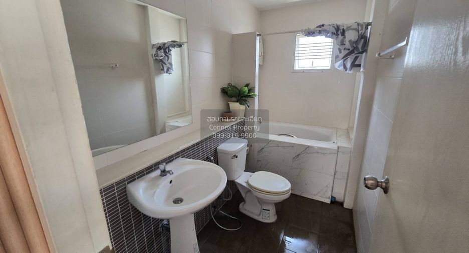 Haus zum Kauf mit 4 Zimmer in Nong Khaem, Bangkok