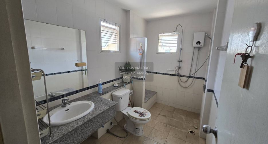 Haus zum Kauf mit 4 Zimmer in Nong Khaem, Bangkok