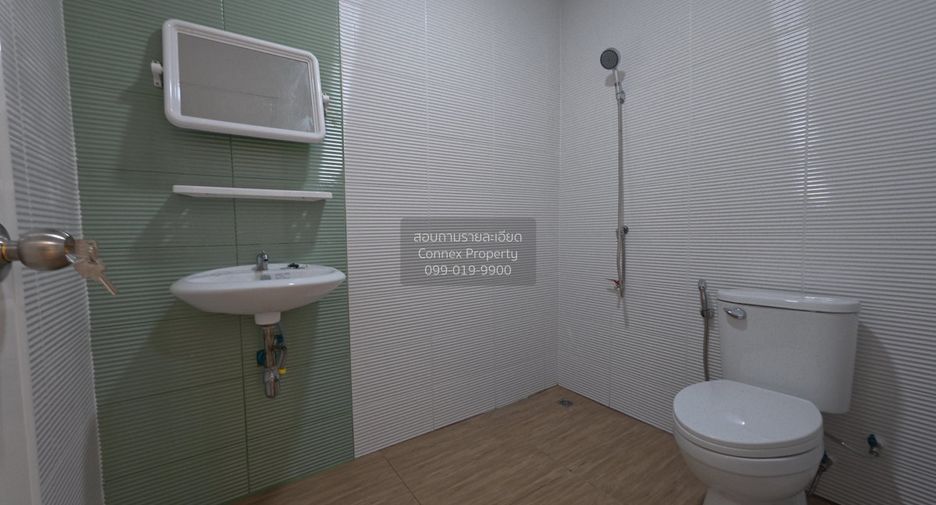 For sale 2 bedrooms townhouse in Khlong Sam Wa, Bangkok