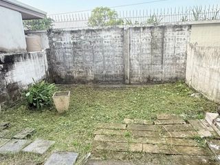 出售 2 卧室 联排别墅 在 Lam Luk Ka, Pathum Thani