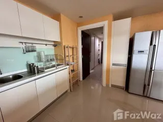 For rent 4 bedrooms condo in Bang Kho Laem, Bangkok