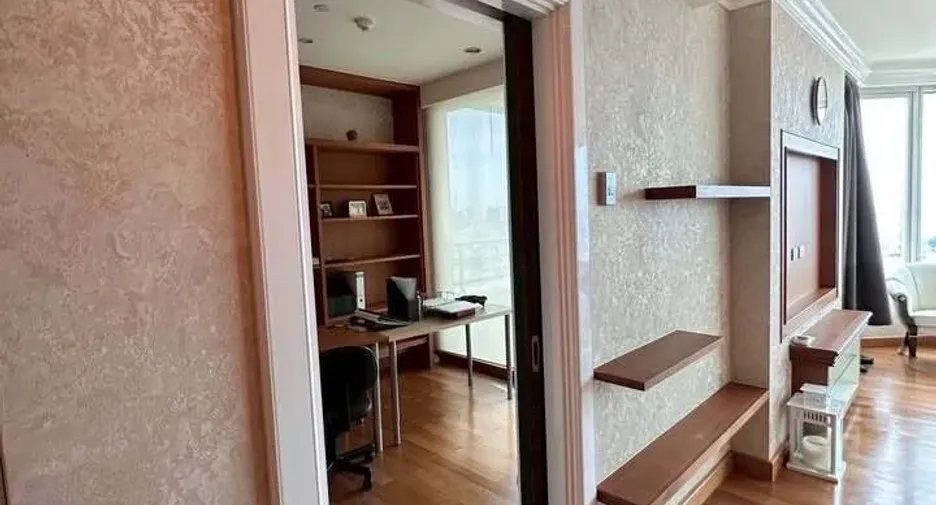 For rent 4 bedrooms condo in Bang Kho Laem, Bangkok