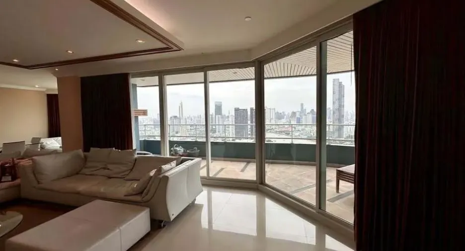 For rent 4 bedrooms condo in Bang Kho Laem, Bangkok