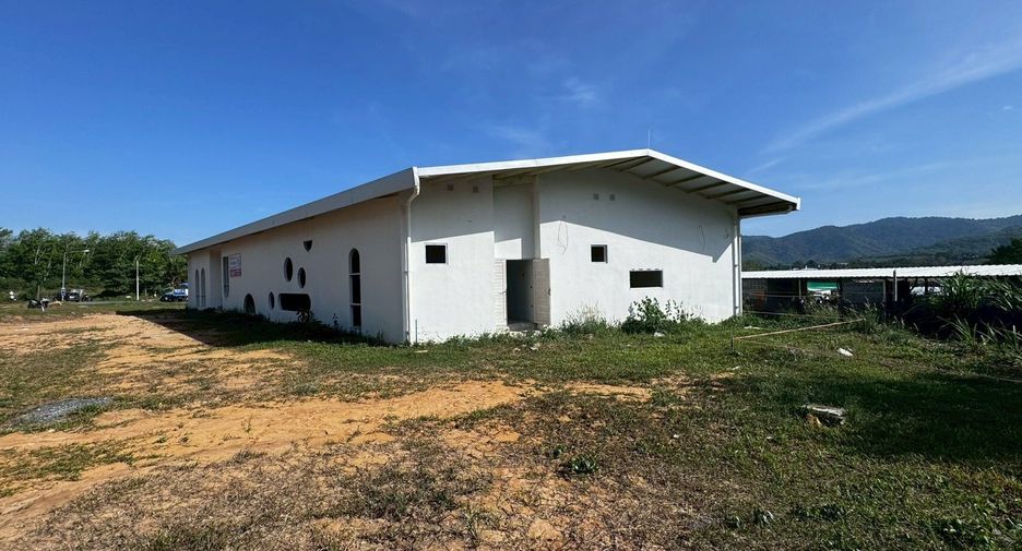 For rent 3 bedrooms retail Space in Thalang, Phuket