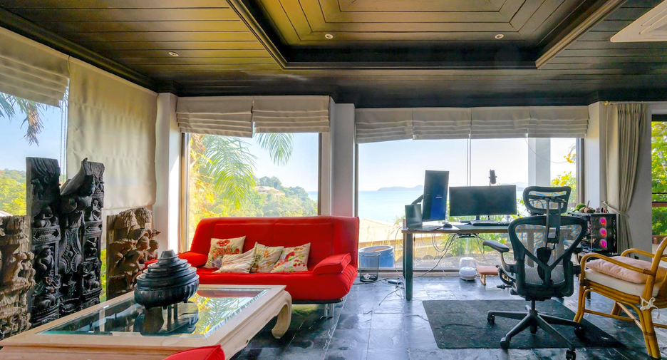 For sale 4 bedrooms villa in Mueang Phuket, Phuket