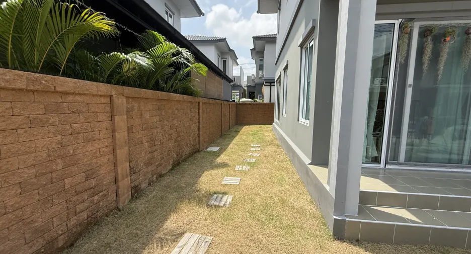 Casa en venta y en alquiler de 3 habitaciones en Thalang, Phuket