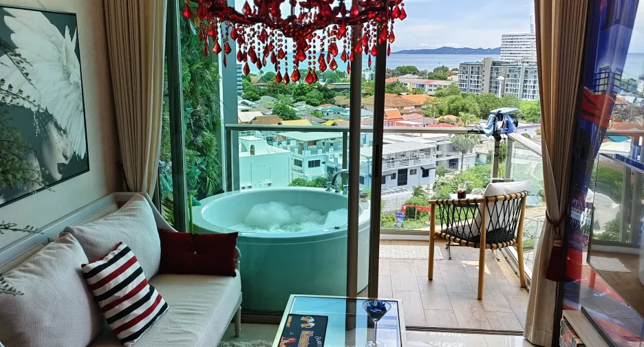 For sale and for rent 1 bed condo in Bang Lamung, Chonburi