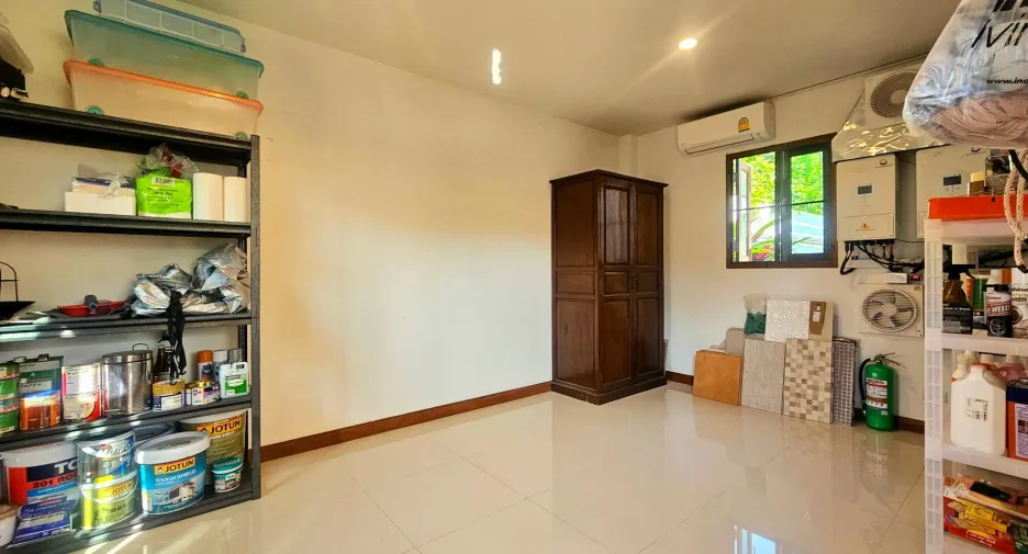 For sale 4 bedrooms villa in Hua Hin, Prachuap Khiri Khan