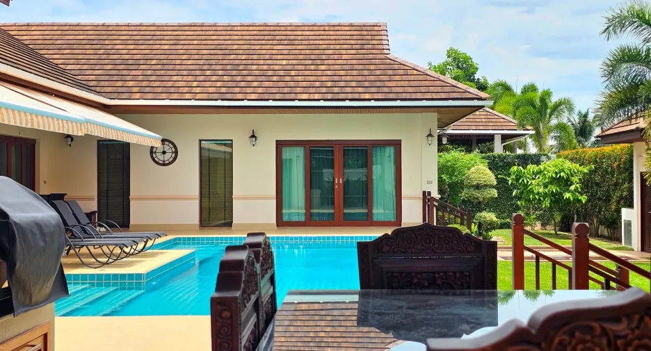 For sale 4 bedrooms villa in Hua Hin, Prachuap Khiri Khan