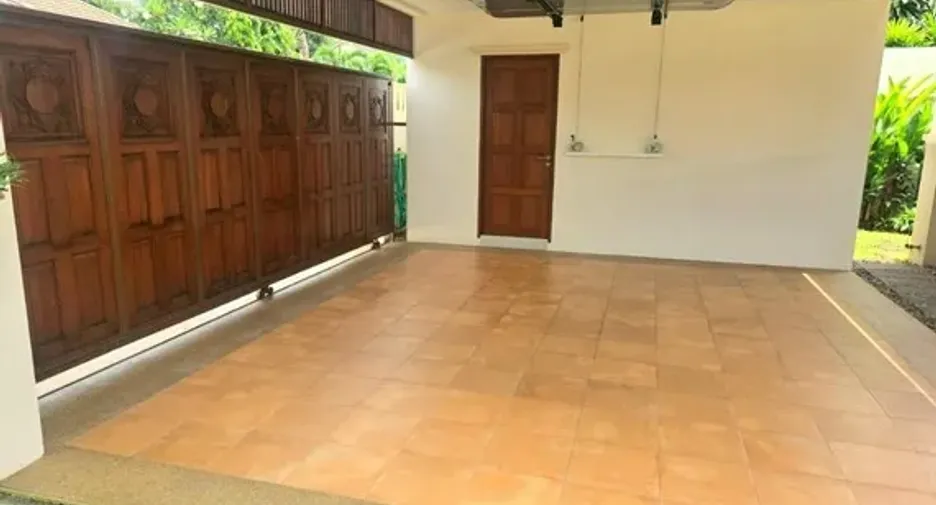 For sale 4 bedrooms villa in Hua Hin, Prachuap Khiri Khan