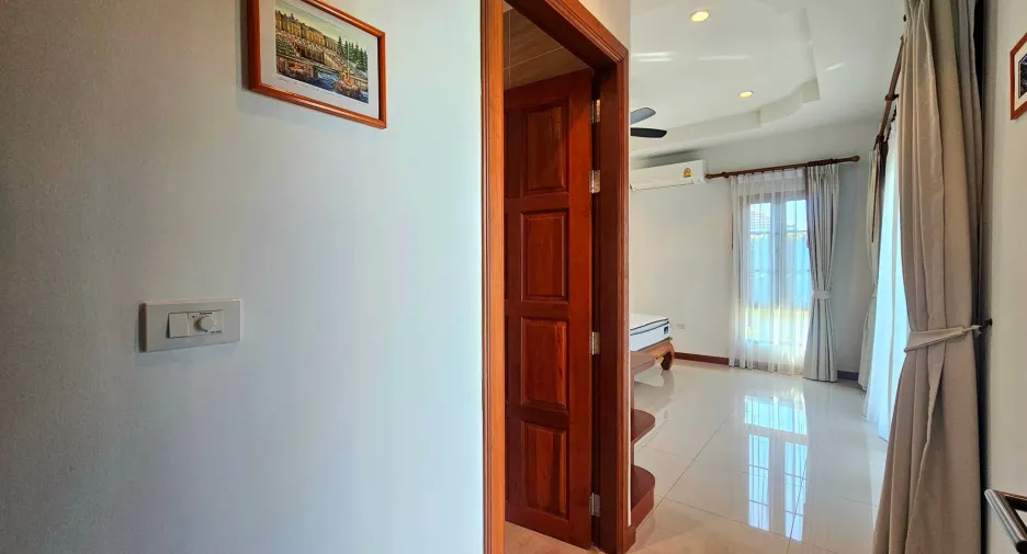 For sale 4 bedrooms villa in Hua Hin, Prachuap Khiri Khan
