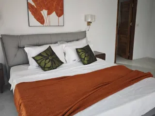 For sale 4 bedrooms house in Ko Samui, Surat Thani