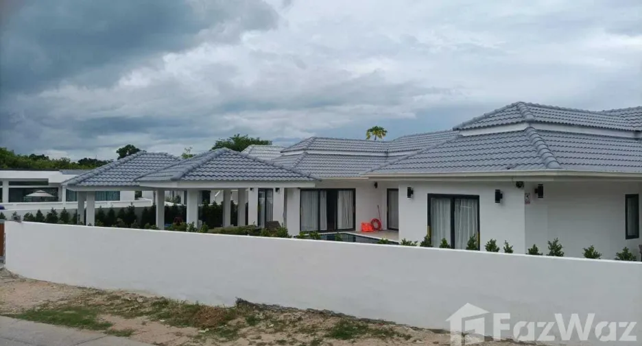 For sale 4 bedrooms house in Ko Samui, Surat Thani
