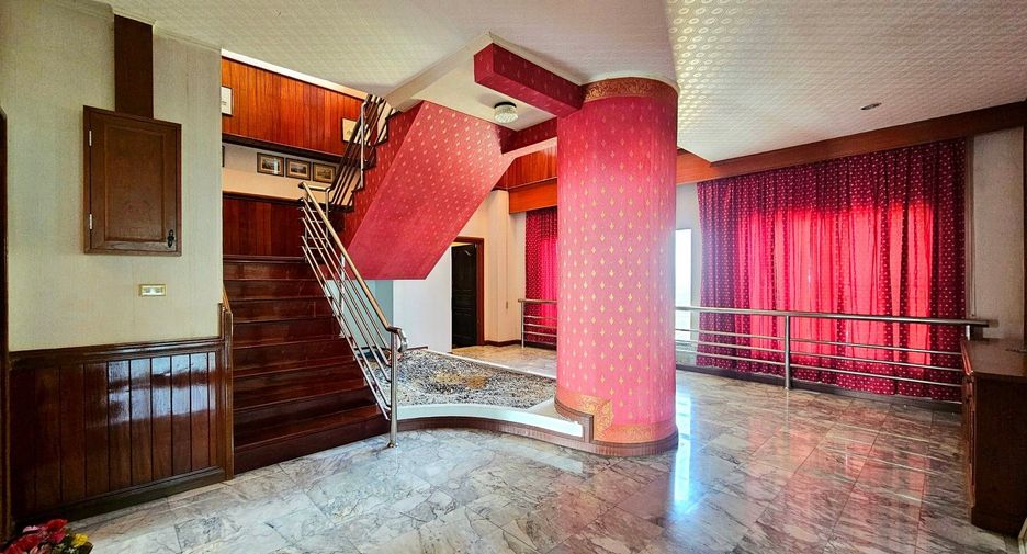 For sale 4 bedrooms condo in Cha Am, Phetchaburi