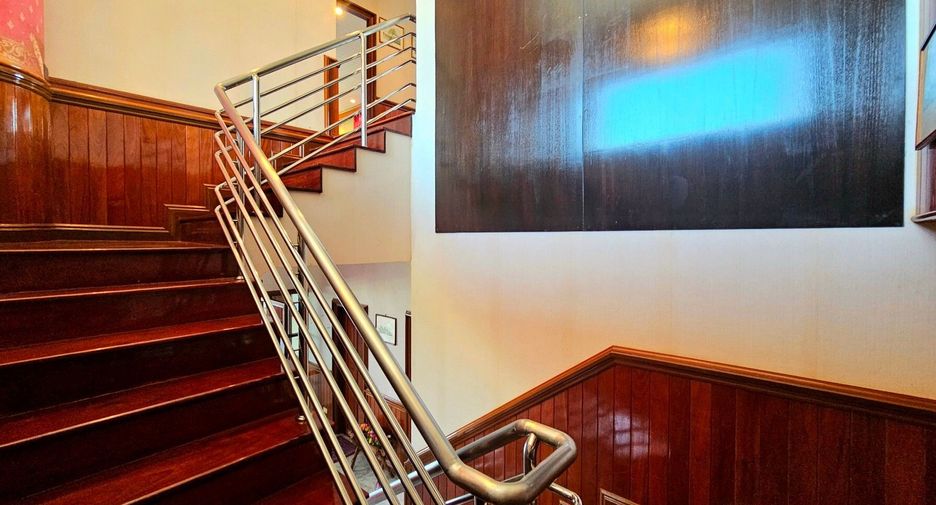 For sale 4 bedrooms condo in Cha Am, Phetchaburi