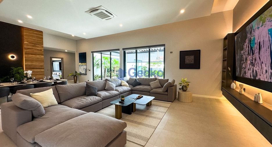 For sale 5 bedrooms house in Bang Lamung, Chonburi