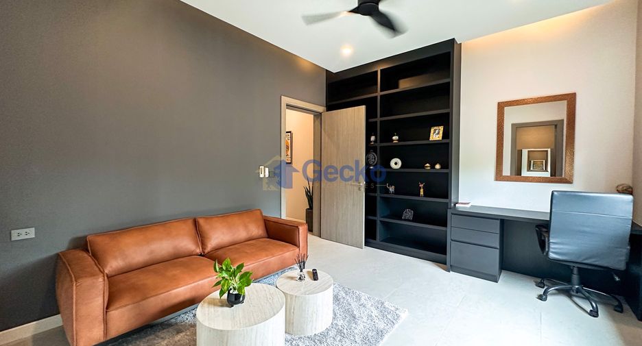 For sale 5 bedrooms house in Bang Lamung, Chonburi