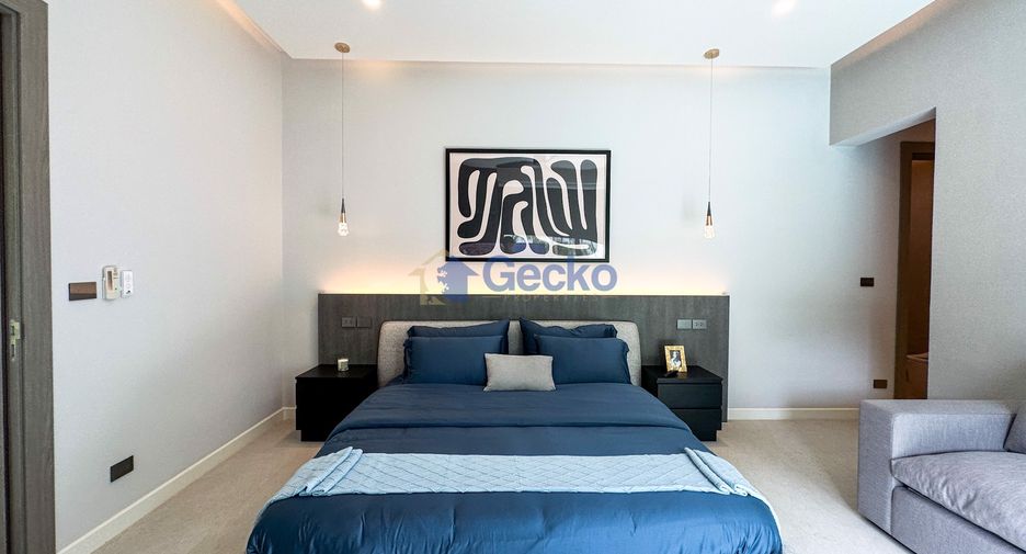 For sale 5 bedrooms house in Bang Lamung, Chonburi