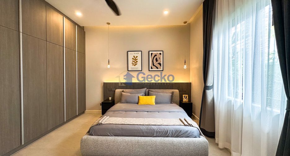 For sale 5 bedrooms house in Bang Lamung, Chonburi