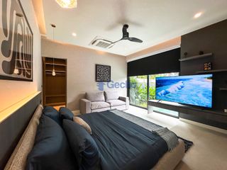 Casa en venta de 5 habitaciones en Bang Lamung, Chonburi