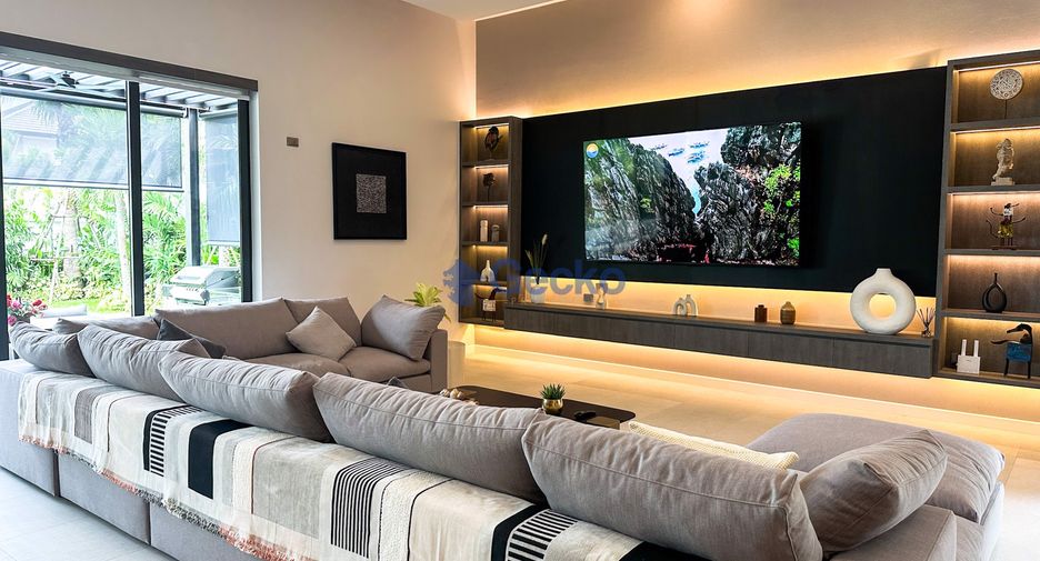For sale 5 bedrooms house in Bang Lamung, Chonburi