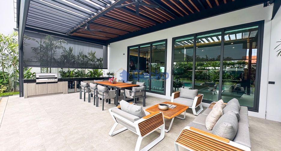 For sale 5 bedrooms house in Bang Lamung, Chonburi
