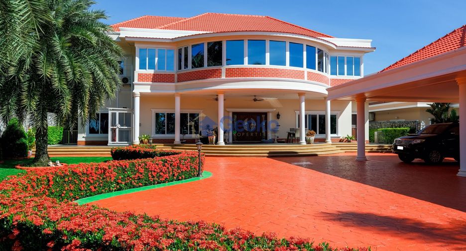 Haus zum Kauf mit 7 Zimmer in Bang Lamung, Chonburi