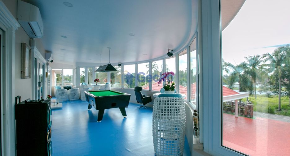 Haus zum Kauf mit 7 Zimmer in Bang Lamung, Chonburi