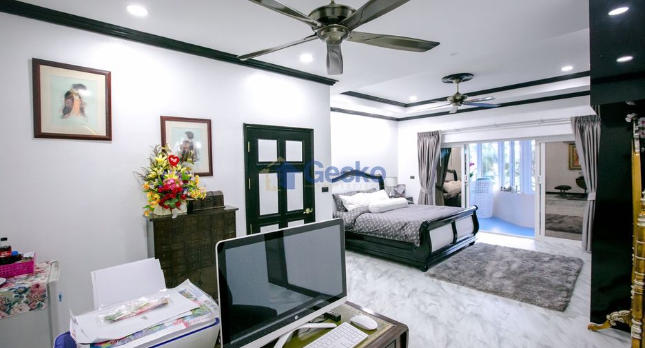 Haus zum Kauf mit 7 Zimmer in Bang Lamung, Chonburi