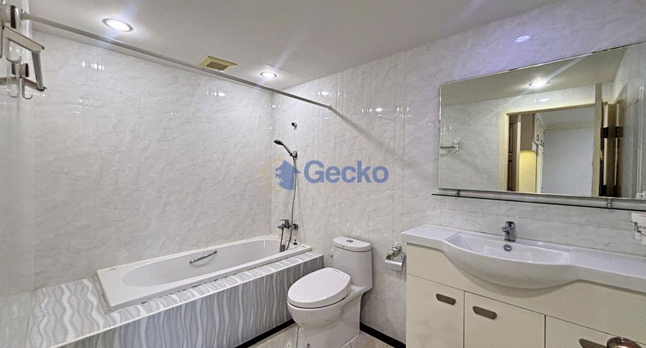 For rent 3 bedrooms condo in Bang Lamung, Chonburi