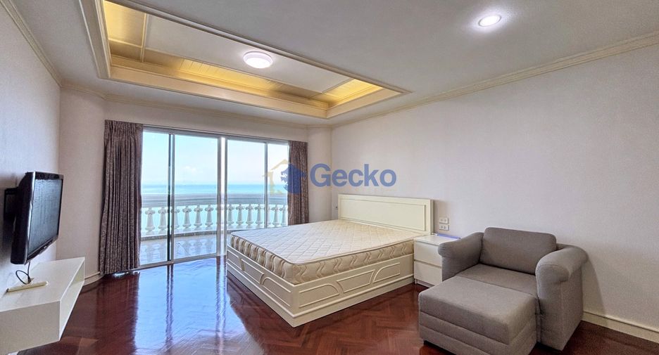 For rent 3 bedrooms condo in Bang Lamung, Chonburi