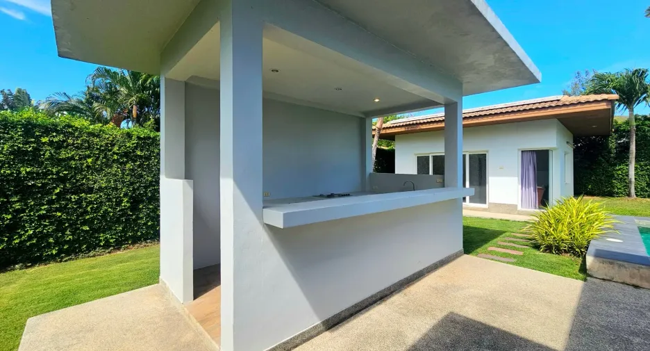 For sale 4 bedrooms villa in Hua Hin, Prachuap Khiri Khan