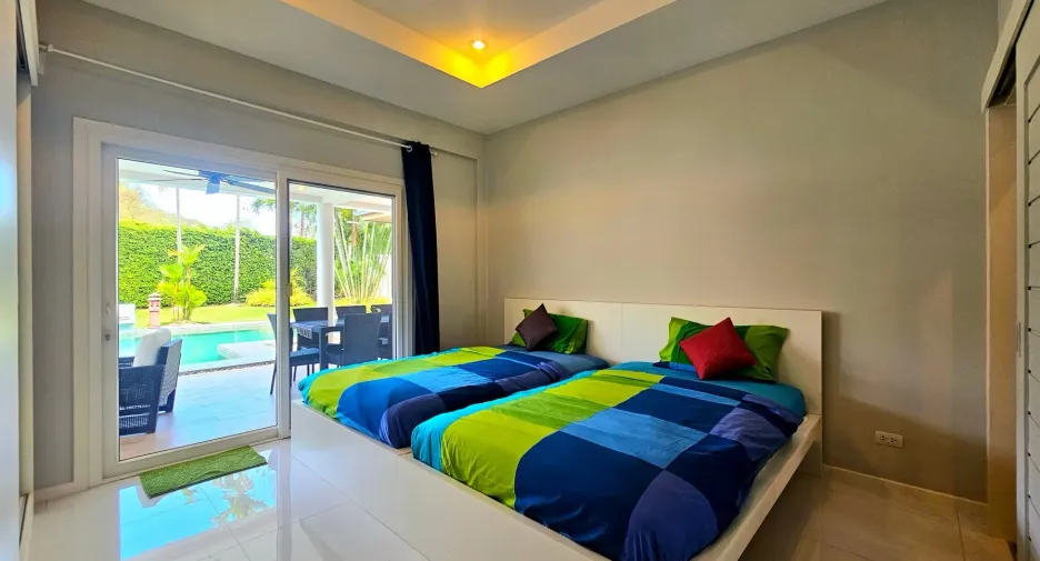 For sale 4 bedrooms villa in Hua Hin, Prachuap Khiri Khan