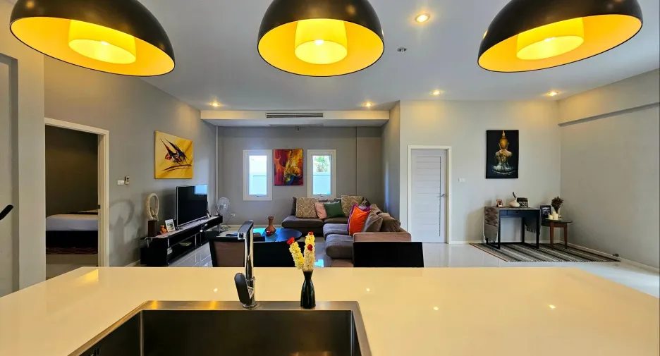 For sale 4 bedrooms villa in Hua Hin, Prachuap Khiri Khan