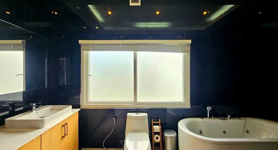 For sale 4 bedrooms villa in Hua Hin, Prachuap Khiri Khan