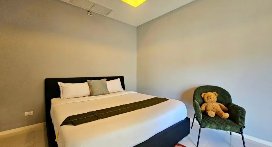 For sale 4 bedrooms villa in Hua Hin, Prachuap Khiri Khan